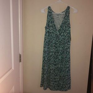 St. John’s Bay V neck mid dress